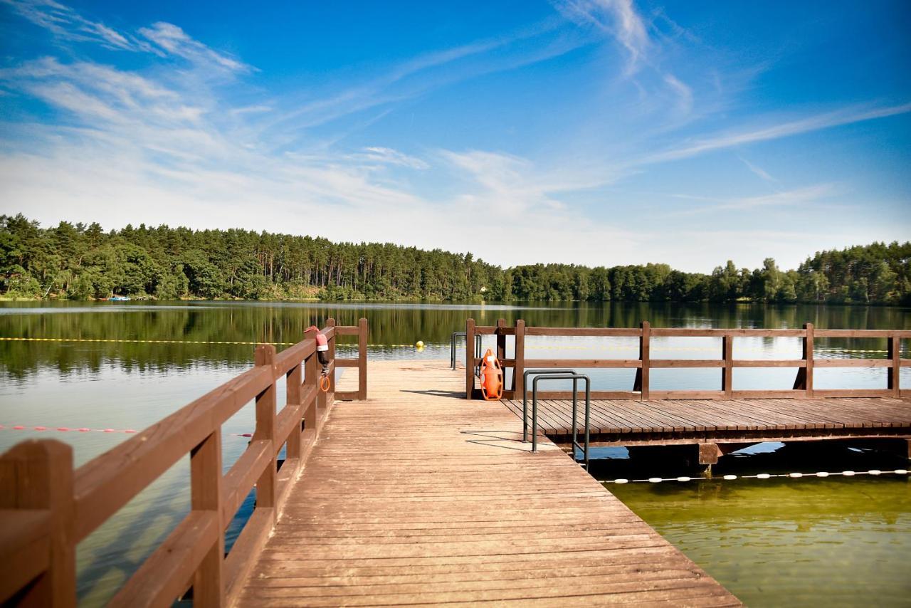 Вилла Domek Letniskowy Nad Stawem Lipusz Экстерьер фото